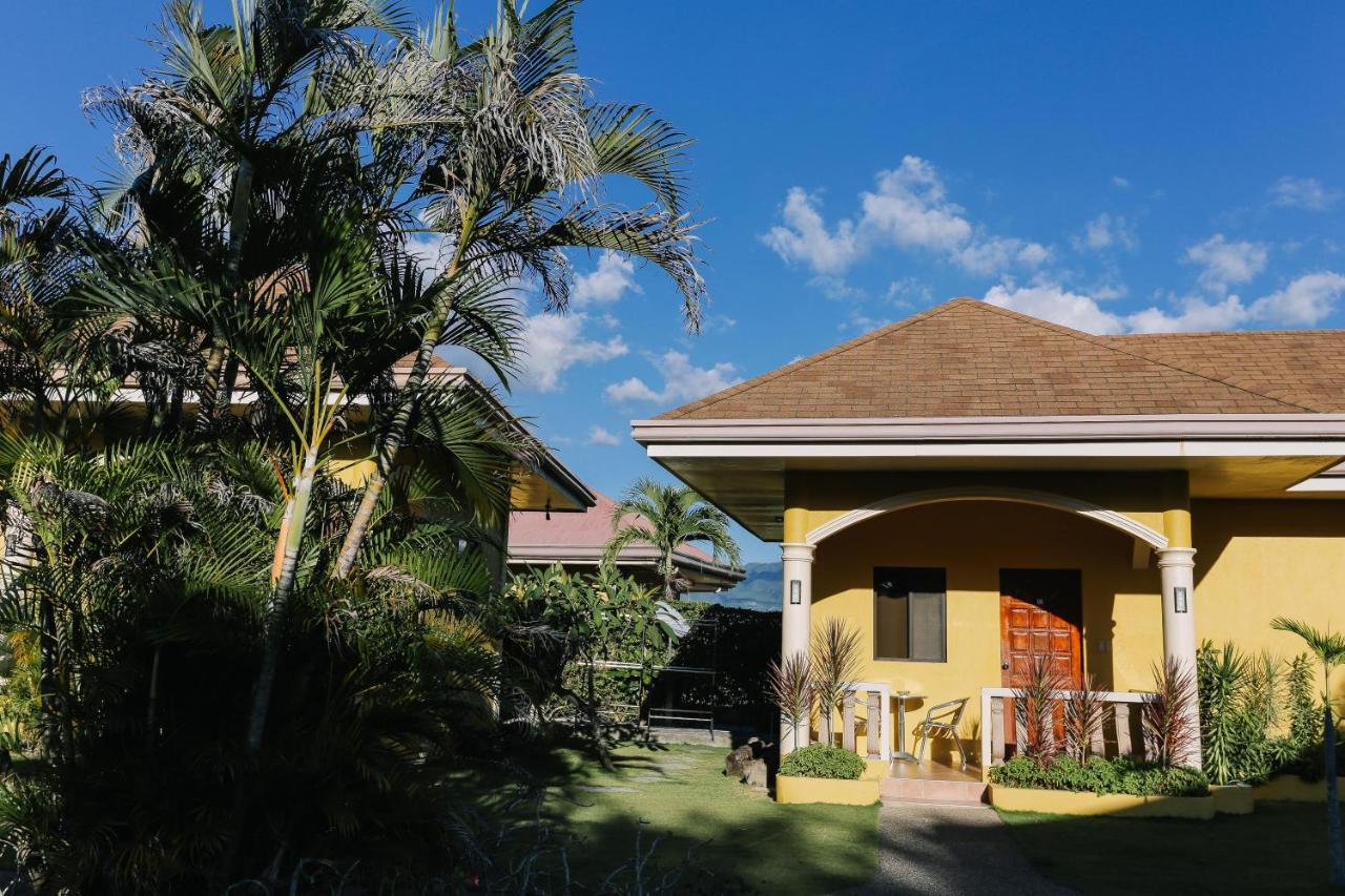 Turtle Bay Dive Resort Moalboal Εξωτερικό φωτογραφία